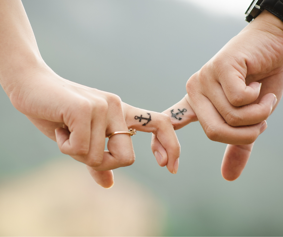 Tatuagens combinadas: 10 ideias temporárias de tatuagens para amigas e mãe & filha