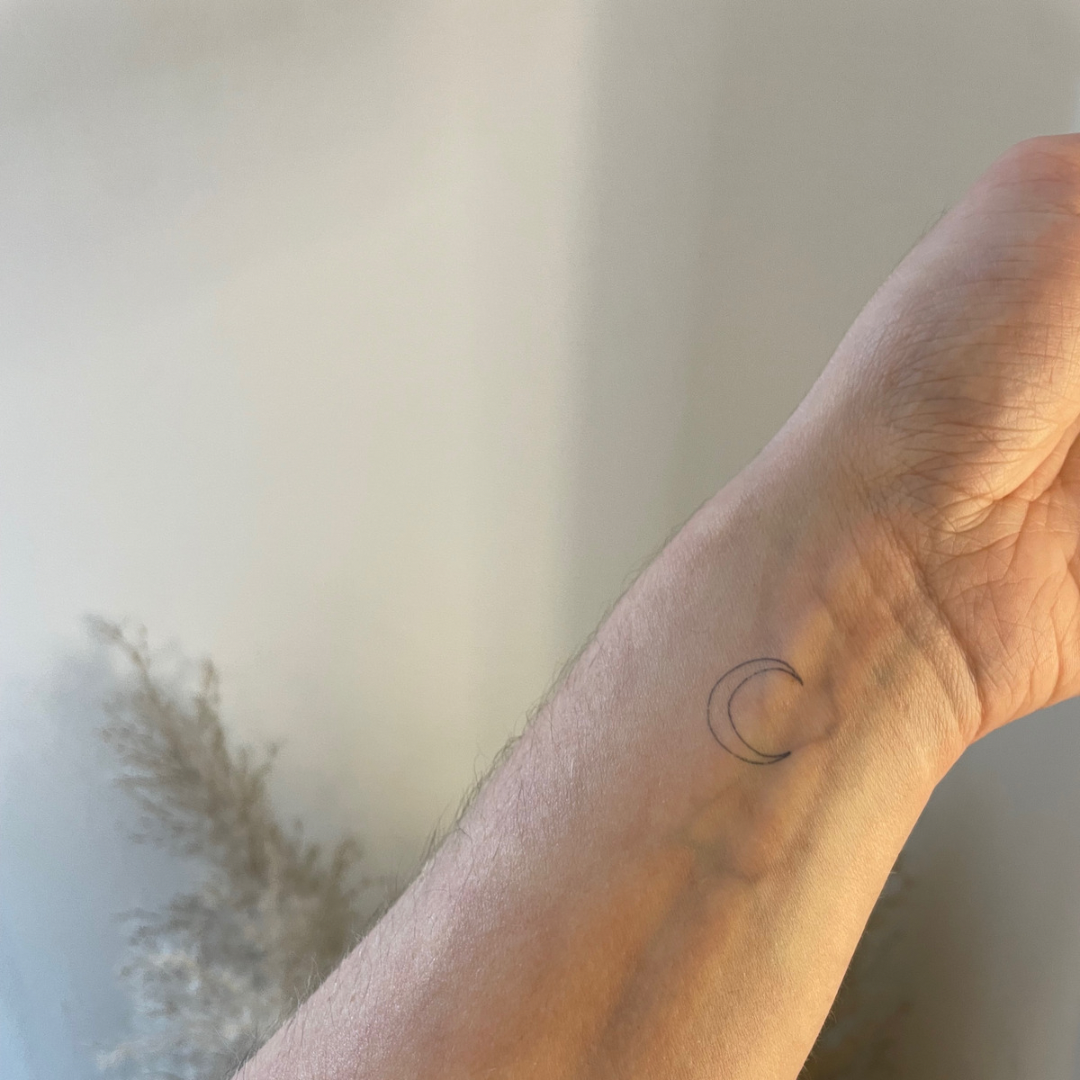 Lua de tatuagem temporária