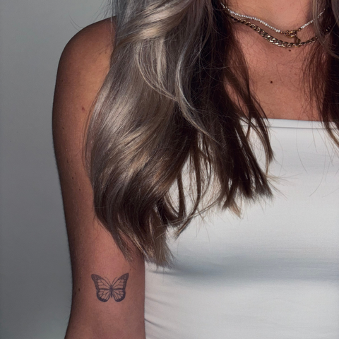 Borboleta de tatuagem temporária