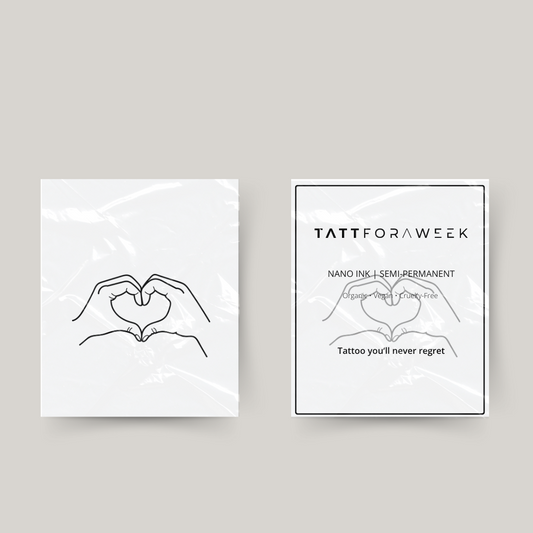 Tatuagem temporária mãos coração